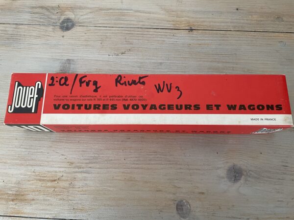 Voiture voyageurs à rivets 2 essieux - 1/87 - Jouef - HO 5113 -