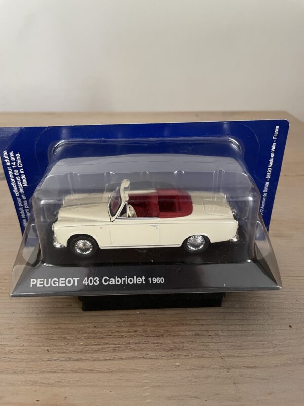 Peugeot 403 cabriolet 1960 - Ixo - Norev