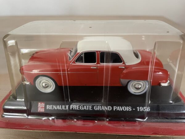 Renault Frégate Grand Pavois - Ixo - 1/43