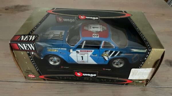 Burago - Alpine Renault A110 1600S S. Remo 1971 - 1/24 -