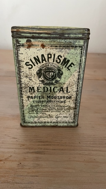 Ancienne boite en tôle lithographiée - Sinapisme médical - feuilles de papier moutarde -