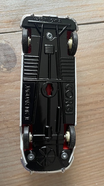 CORGI - Jaguar MK II Staffordshire police - 1/43 -