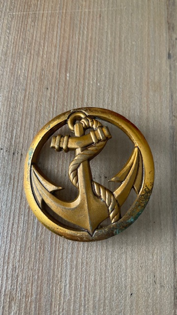 Insigne militaire de béret de marine