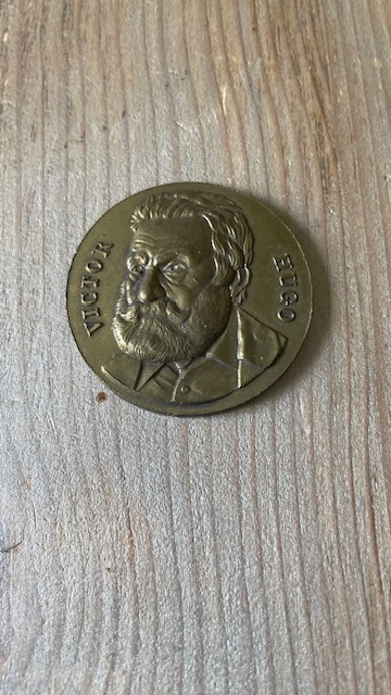 Médaille représentant Victor Hugo - Bronze -